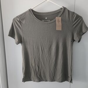Women's Crewneck Tee in Olive Green